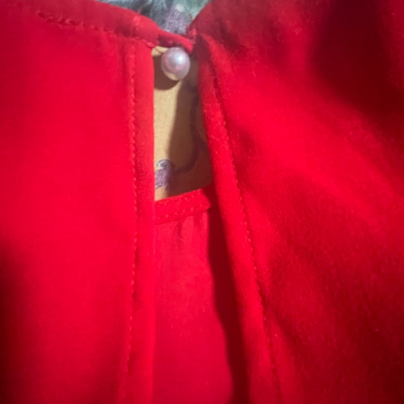 Cute RED mini dress with flowing sleeves. Size L - Picture 4 of 8